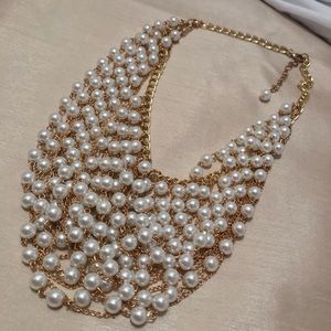 Fashion Pearl Necklace Bib